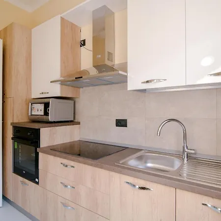 Villa Vittoria - The House Of Travelers Cernobbio