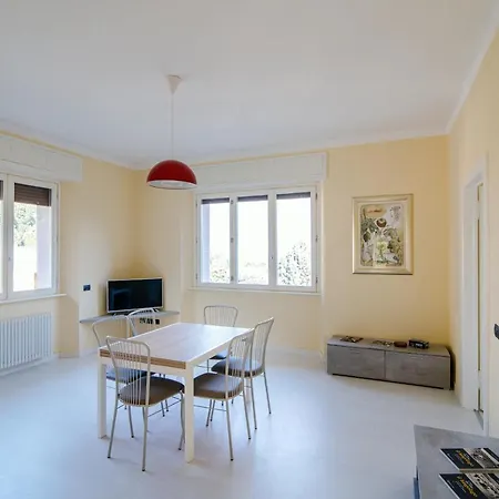 Vittoria - The House Of Travelers Villa