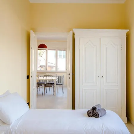 Vittoria - The House Of Travelers Villa Cernobbio