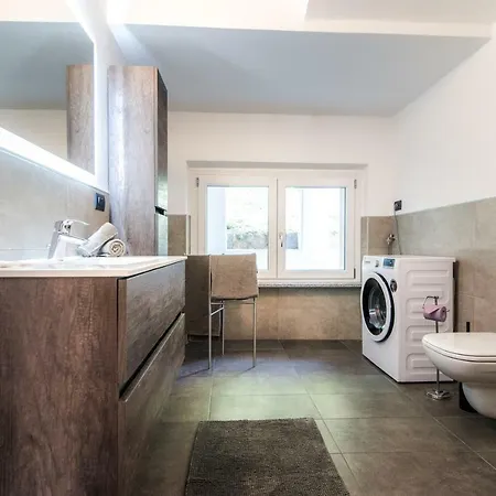 Villa Vittoria - The House Of Travelers Cernobbio