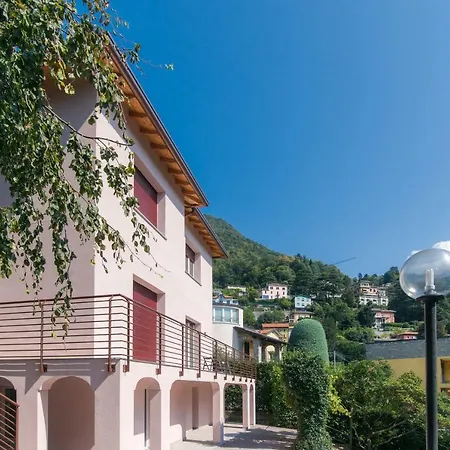 Vittoria - The House Of Travelers *