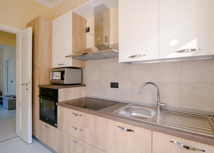 ヴィラ Vittoria - The House Of Travelers チェルノッビオ