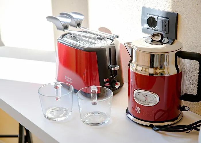 Vittoria - The House Of Travelers