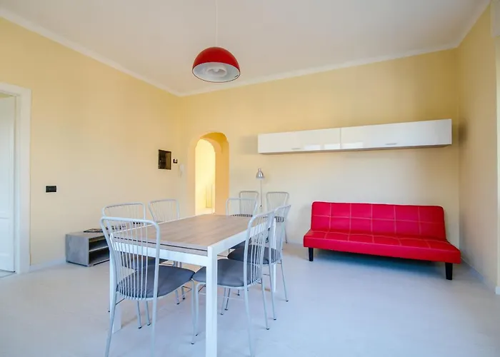 ヴィラ Vittoria - The House Of Travelers チェルノッビオ