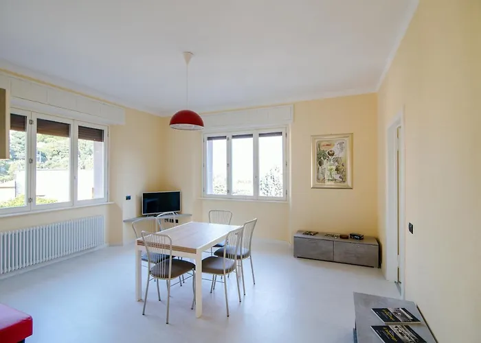 Vittoria - The House Of Travelers Villa